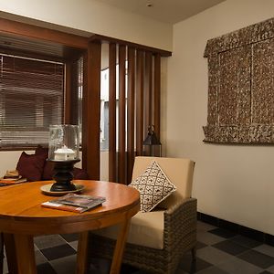Premier Deluxe Room Balcony